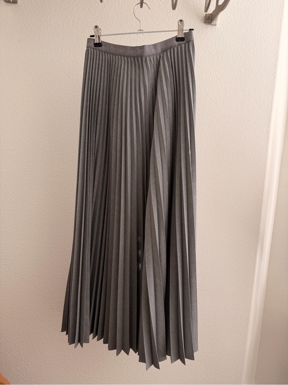 Uniqlo:C Gray Pleated Maxi Skirt